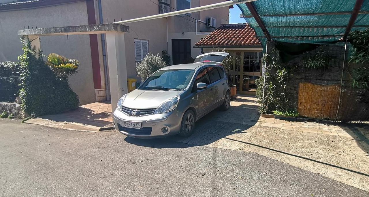 Appartement And Pergola