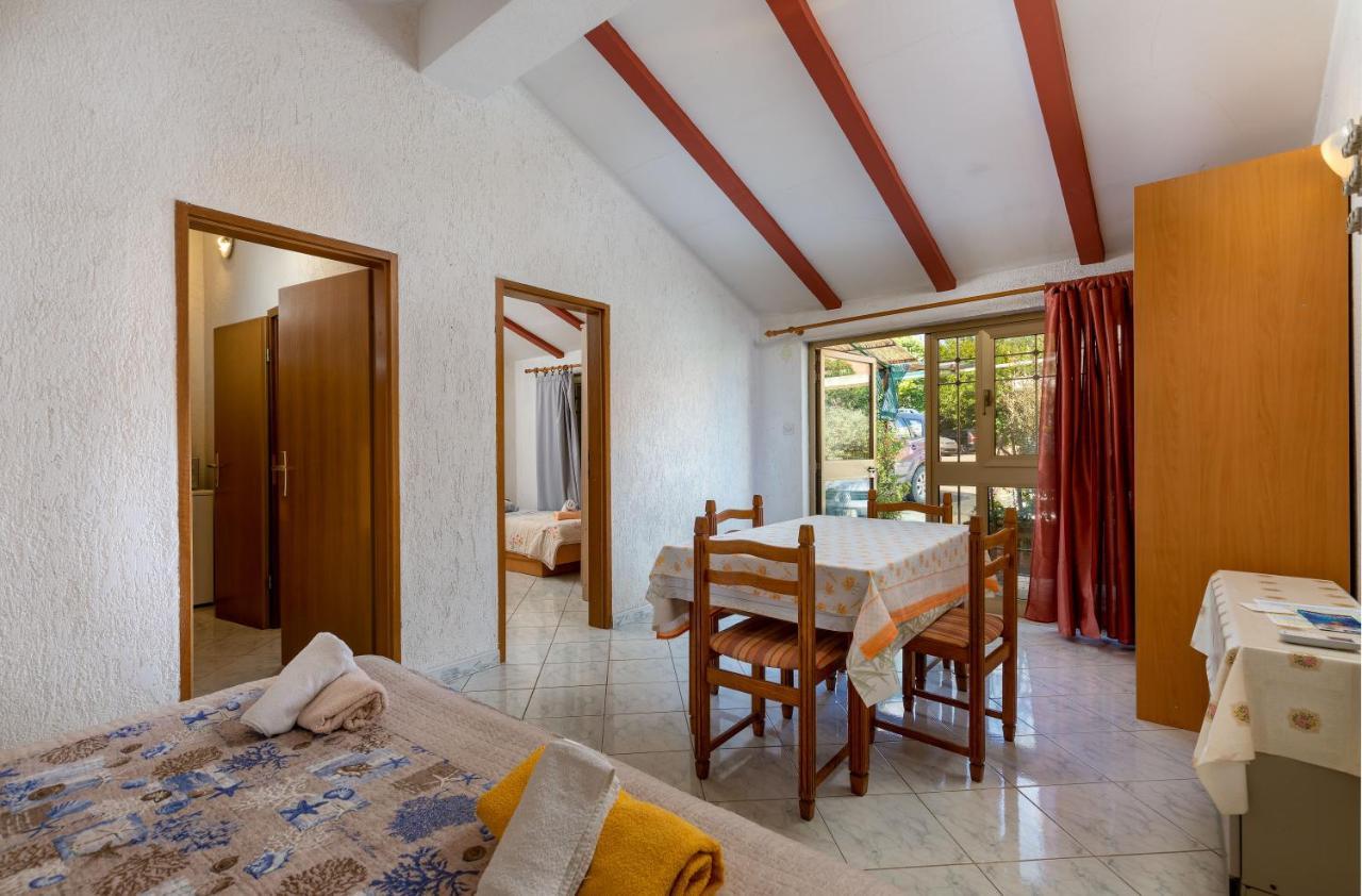 Appartement And Pergola Rovinj